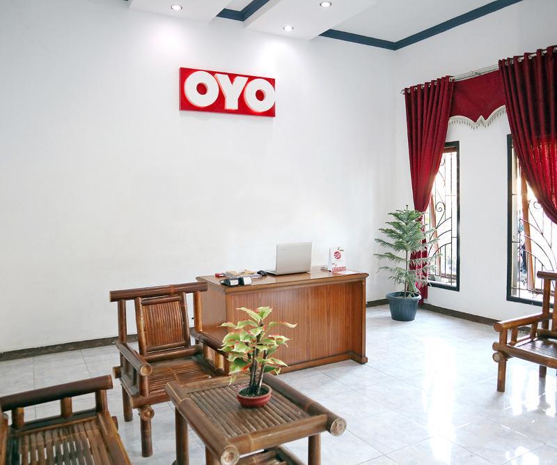 Reddoorz Syariah At Penginapan Eby Padang エクステリア 写真