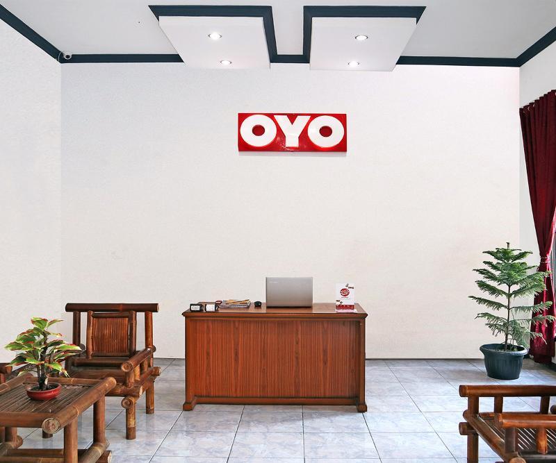 Reddoorz Syariah At Penginapan Eby Padang エクステリア 写真